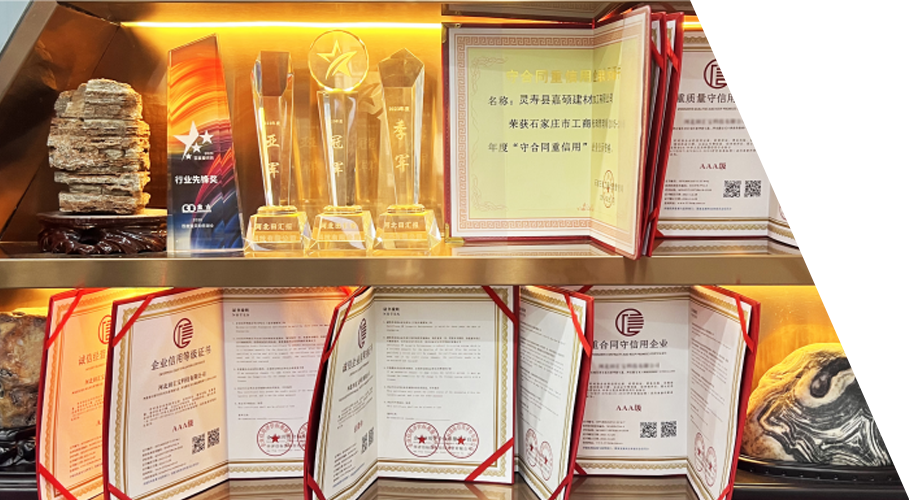 把公司做小，把產(chǎn)品做精 <br>把市場(chǎng)做大，把服務(wù)做好